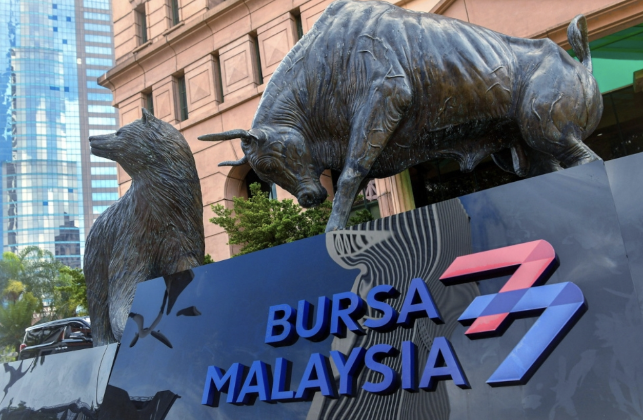 Bursa Malaysia Gains on Wall Street Lead as Weak US Payrolls Temper Fed ...