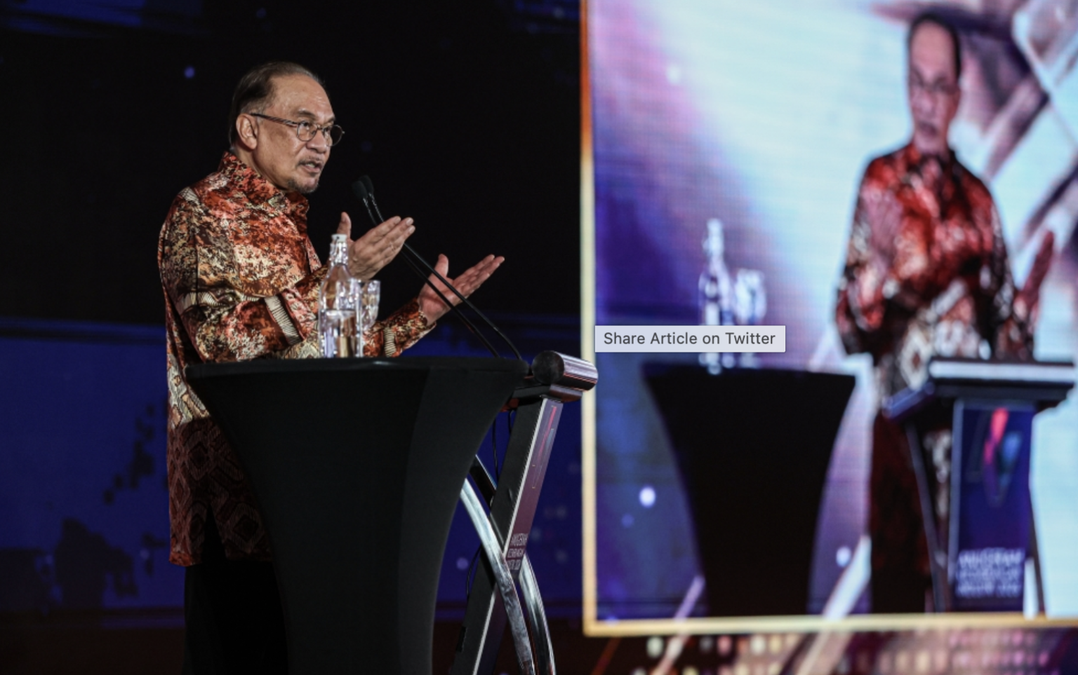 Anwar Urges Malaysian Industry to Modernise and Compete Globally - MCI ...
